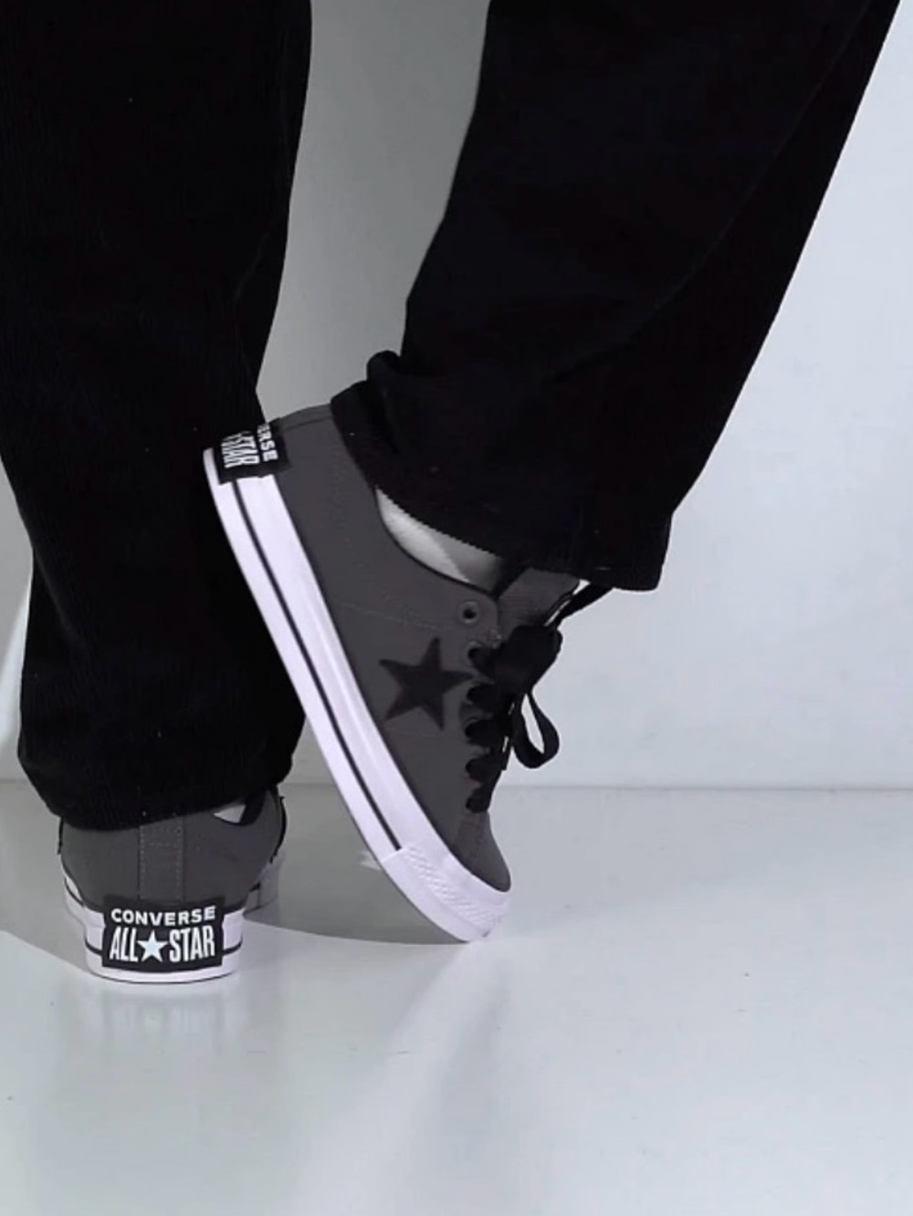 Converse One Star Low-Top Sneakers in Gray and Black